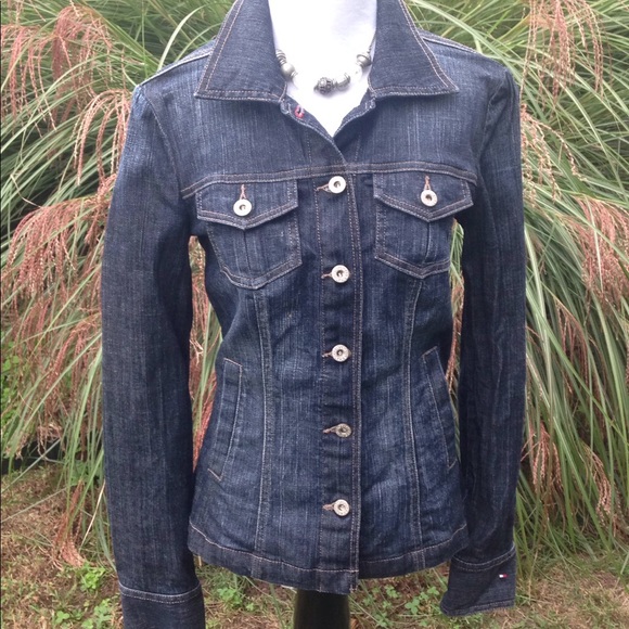 Tommy Hilfiger Jackets & Blazers - Tommy Hilfiger fitted denim jacket S/P